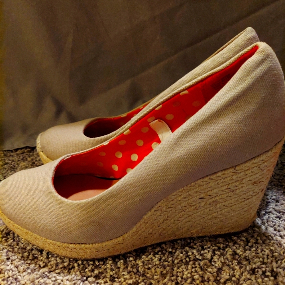 Merona tan corded wedge shoes